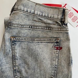 Brand new Diesel 2019 tapered jean